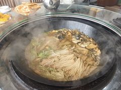 -姥家大锅台水库渔家