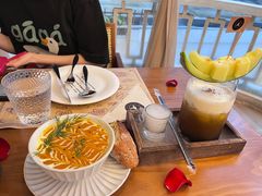 -Mark&Mars Restaurant