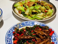 -赣南粉局·赣菜夜排档(新天地店)