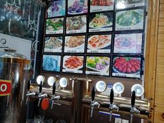 -老东镇啤酒屋海鲜加工·蒸汽海鲜·海鲜烧烤(台东店)