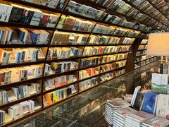 -钟书阁(珍园店)