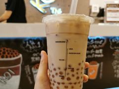 黄金珍奶（中杯）-KOI The(国際通り店)