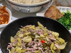 潮州酸菜肉丝面-老地方面馆(思南路店)