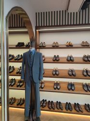 -优刻西服西装定制(金轮国际广场店)