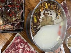 鸳鸯锅-肥婆麻辣火锅.顺德首创药材麻辣火锅(容桂店)