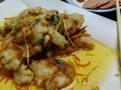 -老码头黑皮肘子锅包肉(赣水路店)