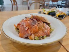 烟熏三文鱼青酱意面-A30 BISTRO