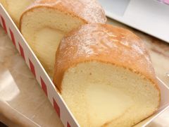 -红宝石·鲜奶小方·海派西点房(南丹店)