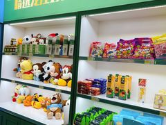 面包甜点陈列柜-马迭尔德式西餐精酿啤酒屋(中央大街店)