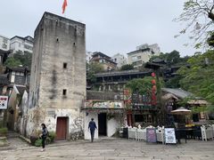 -小凉帽之家酒店(甘坑古镇店)