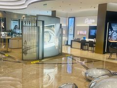 -亨吉利世界名表中心(华润万象城店)