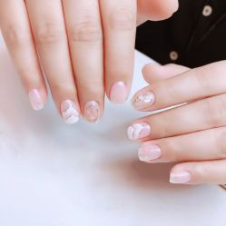 -Pink You美甲洗眉纹绣定制中心