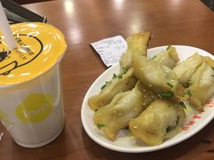 -小姜锅贴(凤凰街店)