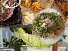 -Mark&Mars Restaurant