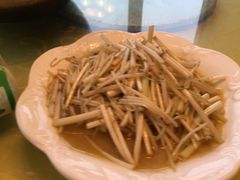 -天目湖刘老四农庄