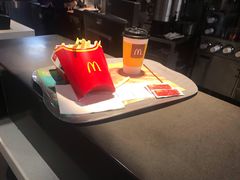 -麦当劳(宝山大厦店)