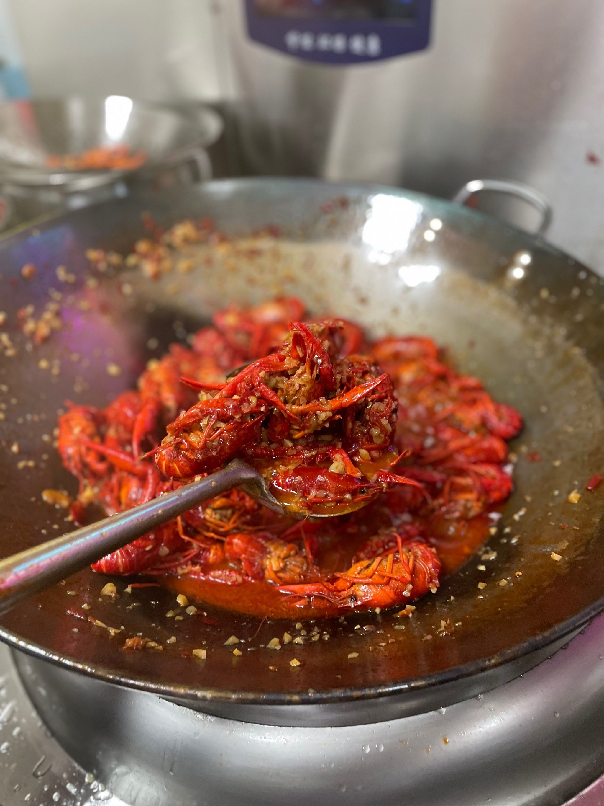 宵夜就去虾霸韶城炫小龙虾02