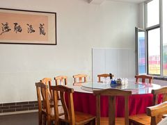 -雪湖煜辰鱼头老店(雪野湖店)
