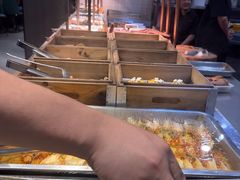 -金滏山烤肉·海鲜·火锅自助餐厅(襄阳万达店)