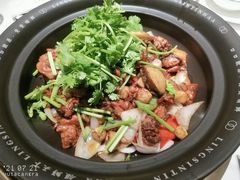 -领鲜天下·焗海鲜·花胶鸡(天目里店)