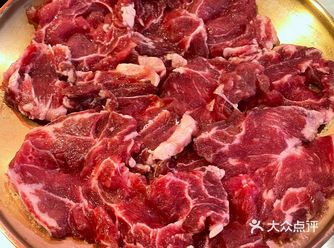 幸亏去的早，6点以后就开始排队了