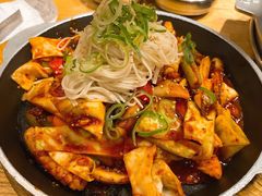 铁板鱿鱼-姜虎东白丁烤肉(虹桥天地店)