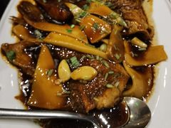 温式黄鱼烧年糕-柒园·三十年创意杭帮菜(龙湖滨江天街店)