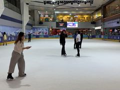 -正佳冰河湾真冰滑冰场