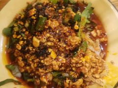 -拈签一笑黄牛肉辣卤串串