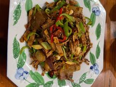 竹笋炒腊肉-太极会馆特色餐厅