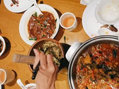 -爱碗亭·鲜炒湖南菜(壹城中心店)