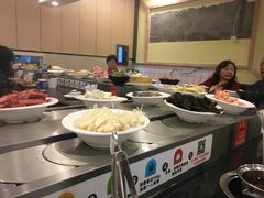 -咕叽咕叽自助烤肉小火锅(茂业清扬店)