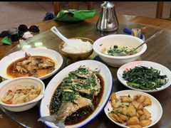 -芦茨金富饭庄·25年老字号·专做稻草鸡