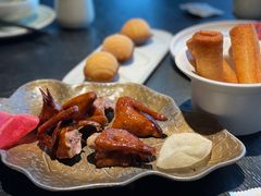-蝴蝶里·粤菜·点心(龙湖天街&滨江店)