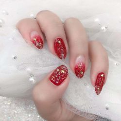 -七彩虹美甲美睫 半永久