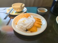 -大头虾越式风味餐厅(光明广场店)