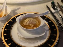 花胶灌汤饺-皇朝会.经典传统粤菜(外滩店)