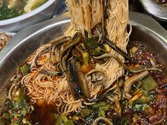 -乐山第一家临江鳝丝(茶坊路店)