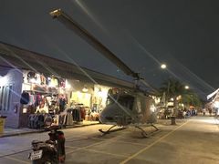 -席娜卡琳火车铁道夜市