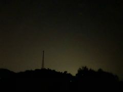 -鬼笑石后山停车场