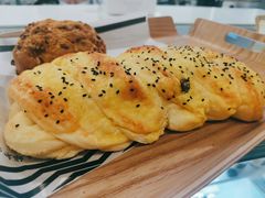 -焙丽拾光(麦凯乐直营店)