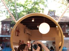 -LADY FAFA(巨鹿路陕西南路路口店)