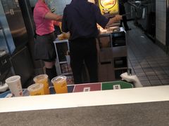 -麦当劳(新王府井店)