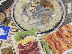 -牛牛牛酸菜煎肉店(望云寺路店)