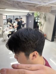 -宫铭烫发染发接发店