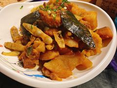 压锅大丰收-95号酱骨·一块豆腐(展春园西路店)