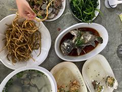 -四川小胡子海鲜(丁村万人海鲜广场店)