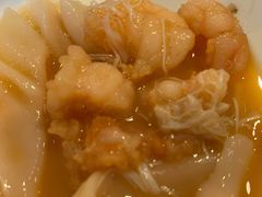 蟹肉龙虾汤包-利苑酒家(金宝店)