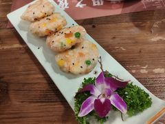 又厚又弹牙的虾饼-胡桃里音乐酒馆(观澜御湖店)