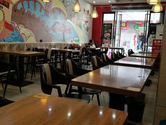 大堂-螺小胖柳州螺蛳粉(钟楼总店)